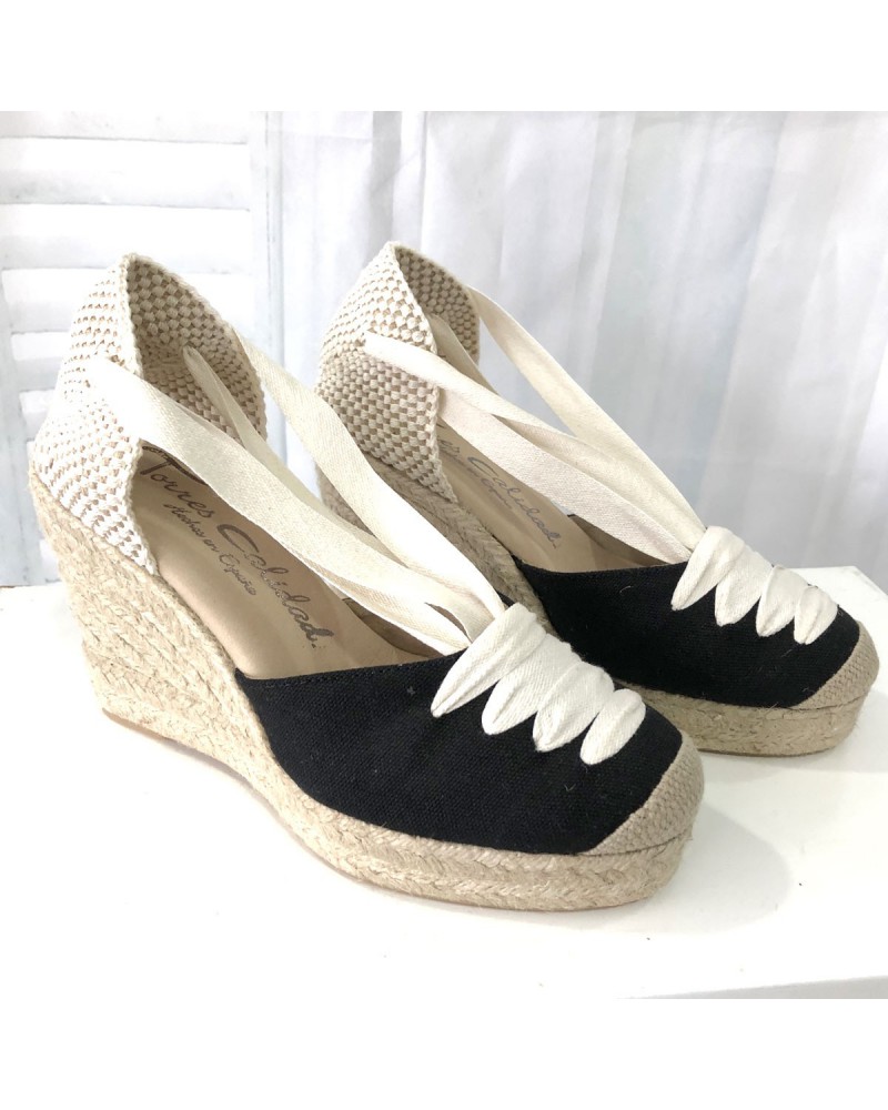 zapatos de cuña esparto atadas con cuña atadas