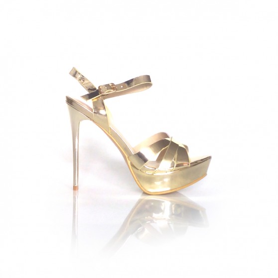 Sandalias para novia super altas en zapateos.com.